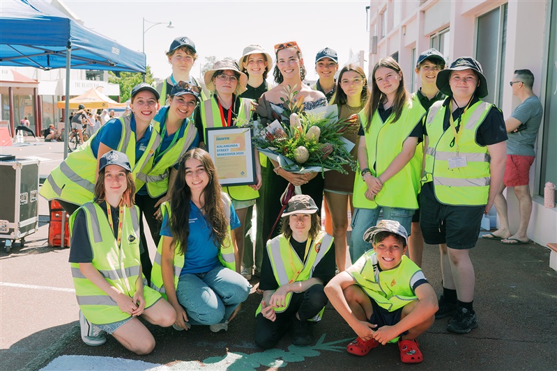 Kalamunda street makeover, volunteer team photo with certificate