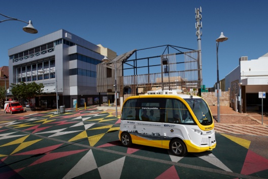 Intellibus in front of Geraldton museum